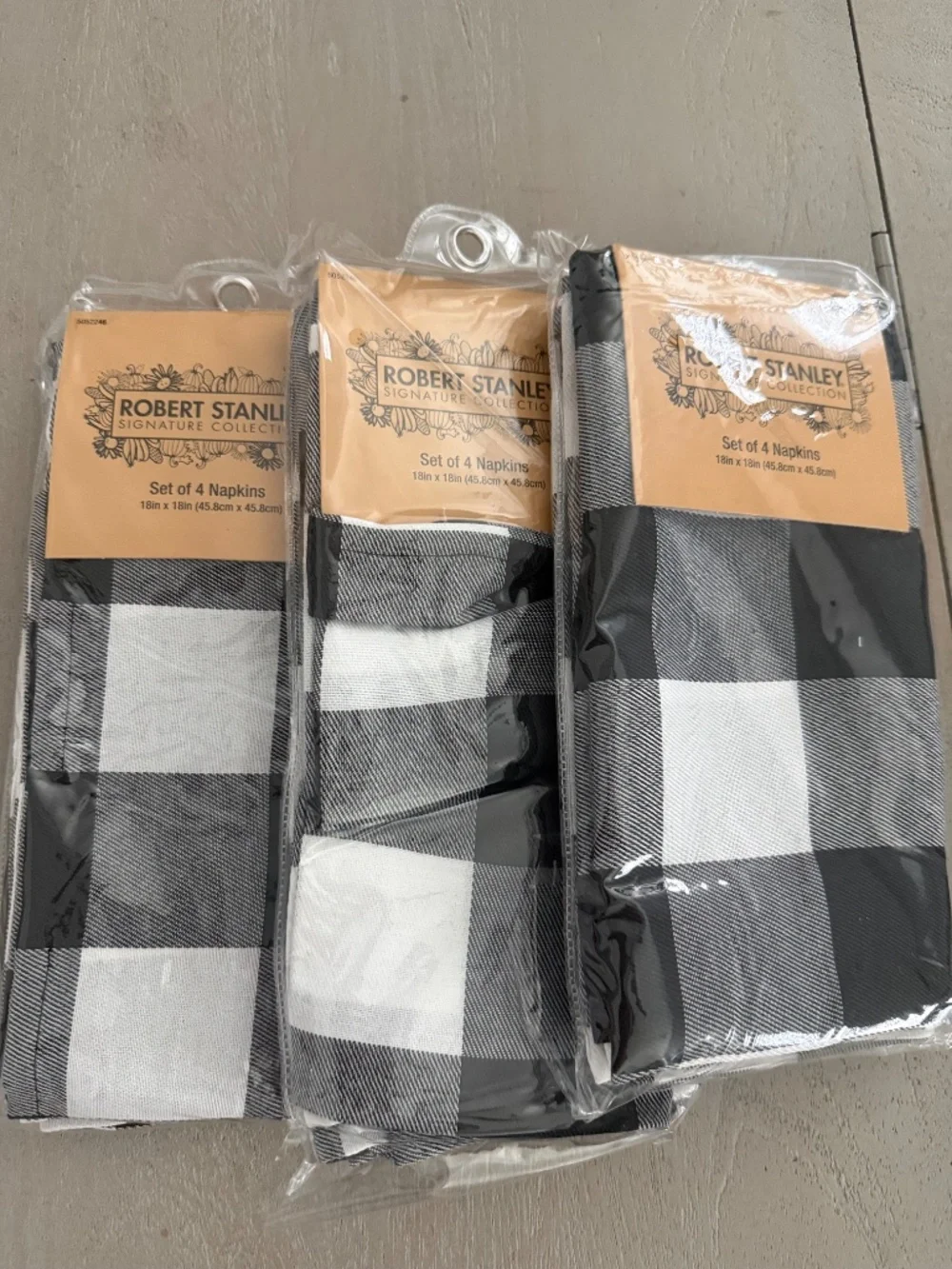 Robert Stanley Signature Collection Napkins, 3-Pack. (set of 4 Per Package), NWT